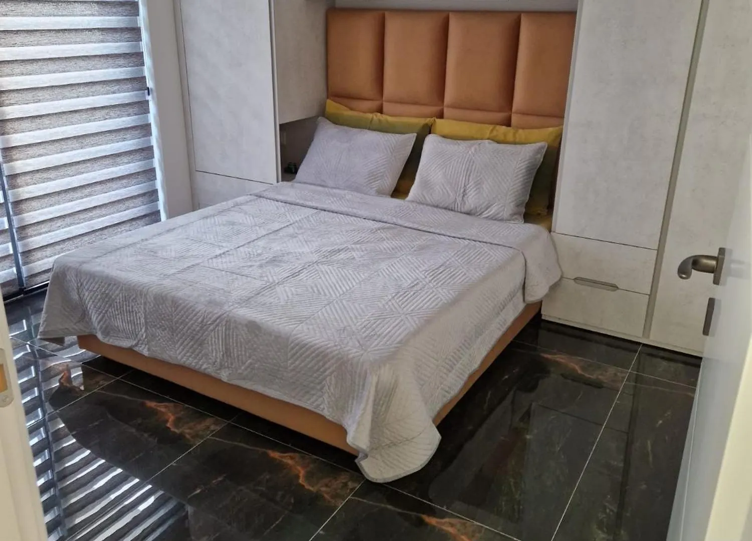 Radhime Des Apartment Vlore